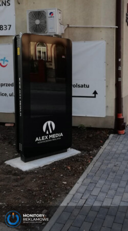 Totem Zewnętrzny